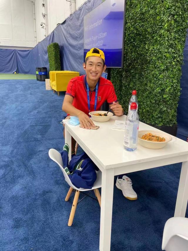 kaiyun.com-张奔斗：1000米跑，9岁时的商竣程为何连跑了三趟？